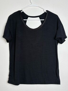 Nike Yoga Black Short-Sleeve Women's Tee Size Medium